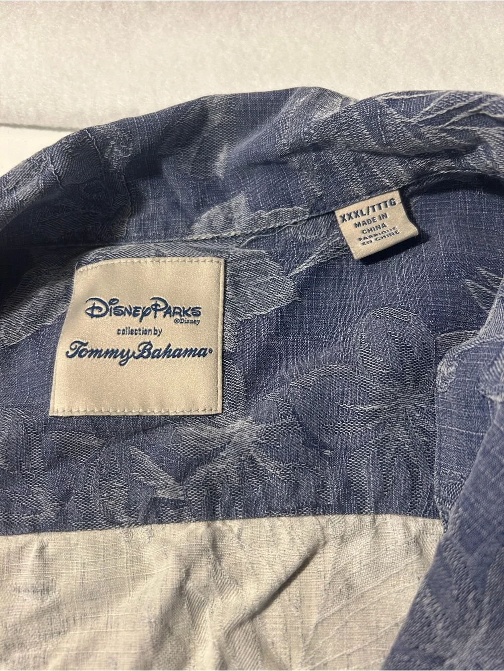 Disney by Tommy Bahama Blue Floral Short-Sleeve Button-Down Shirt